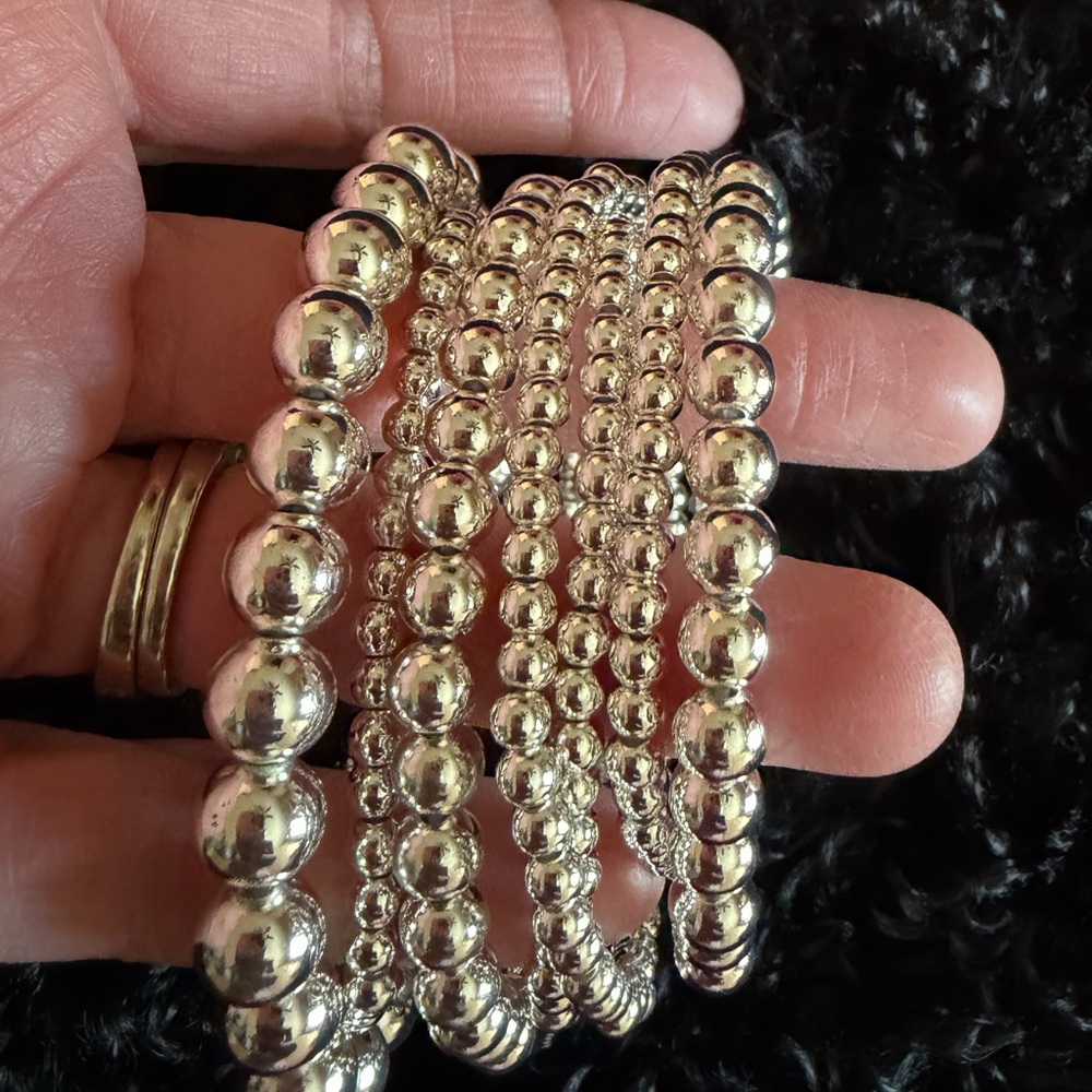 Elegant Silver Beaded set of 7 Bracelets - Picture 2 of 3